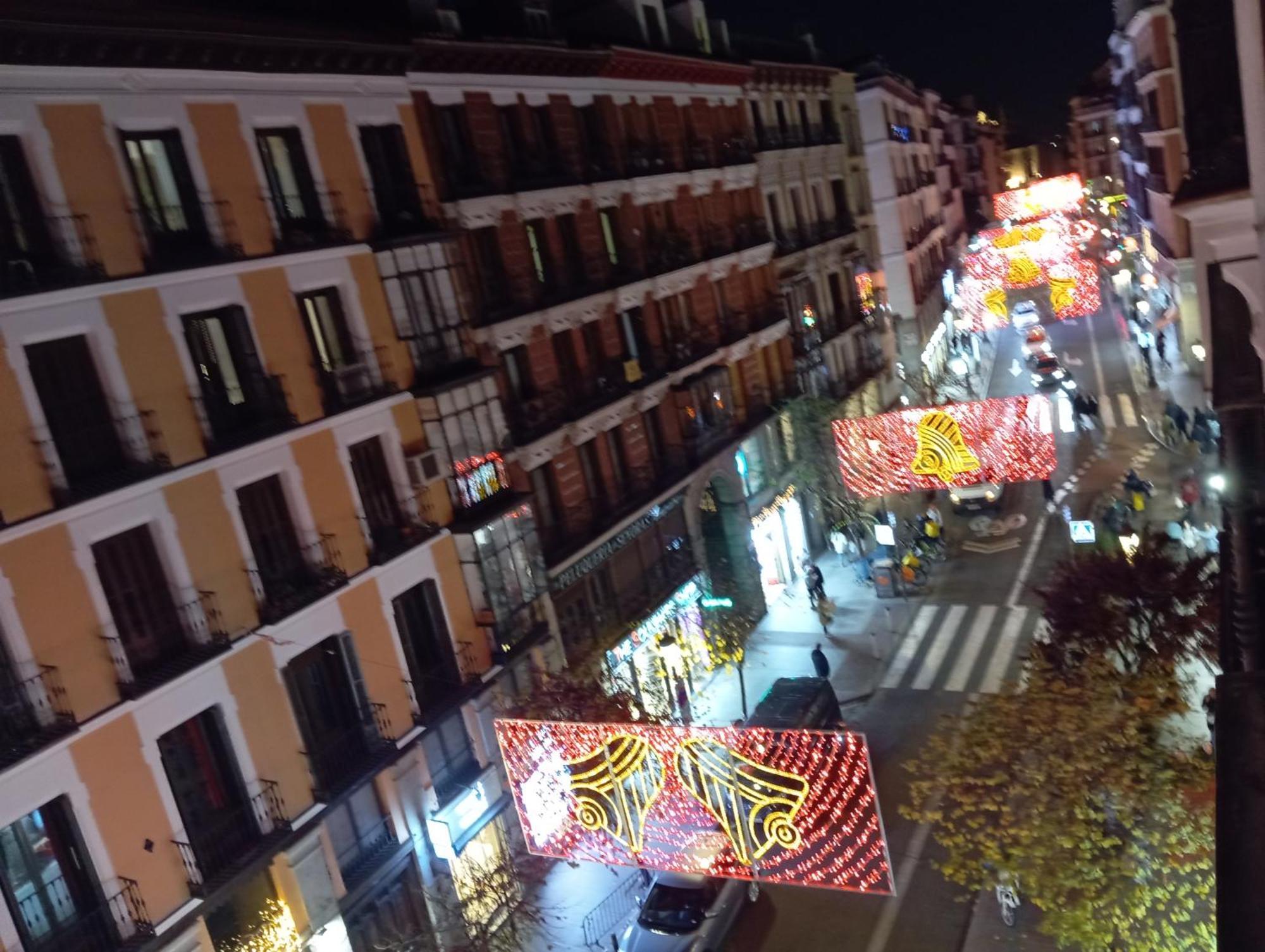 B&B Eco Cubes Madrid Eksteriør billede