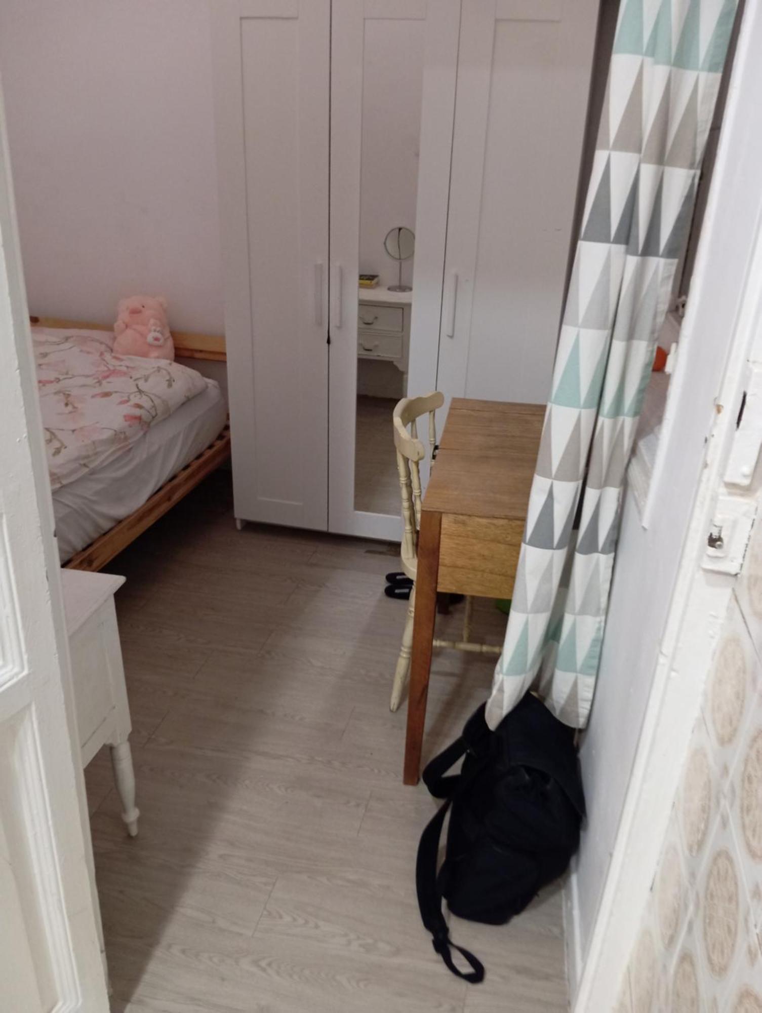 B&B Eco Cubes Madrid Eksteriør billede